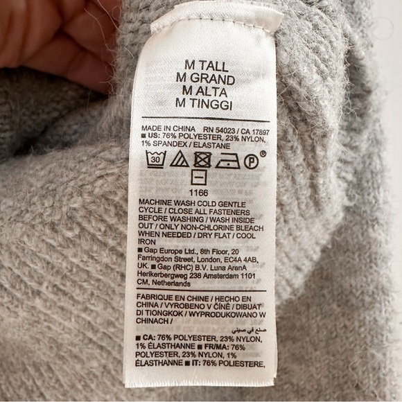 Old Navy Cozy Cardigan Sweater V Neck Pearl Button light Gray sz Medium Tall - Picture 7 of 7